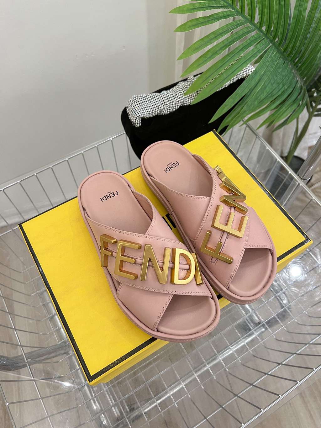 Fendi shoes size Eu35-Eu46