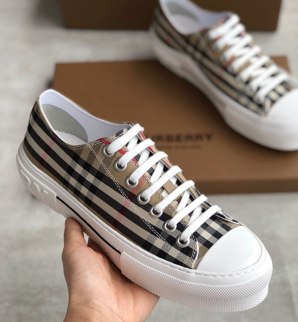 Burberry shoes EU35-EU46