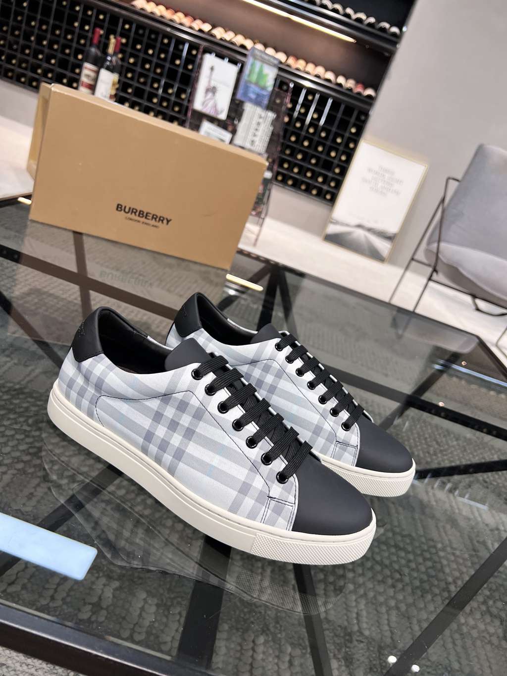 Burberry shoes EU35-EU46