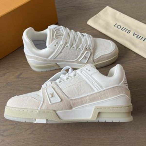 LV SHOES SIZE