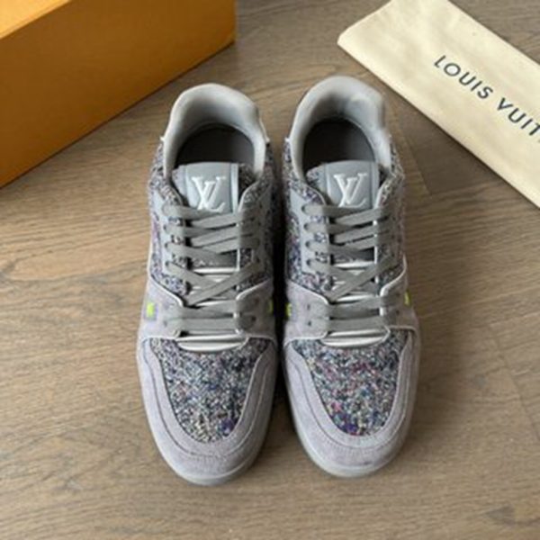 LV SHOES SIZE