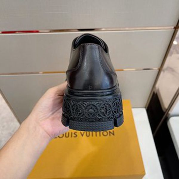 LV SHOES SIZE