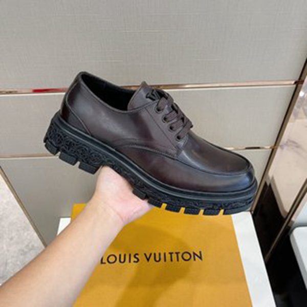 LV SHOES SIZE