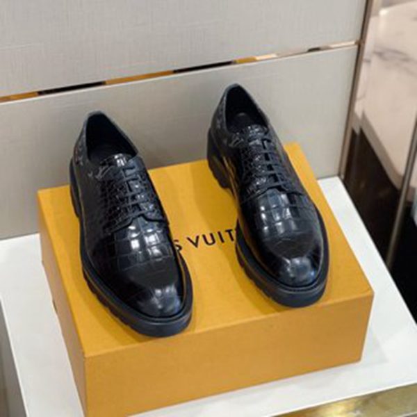 LV SHOES SIZE