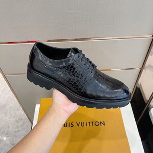 LV SHOES SIZE