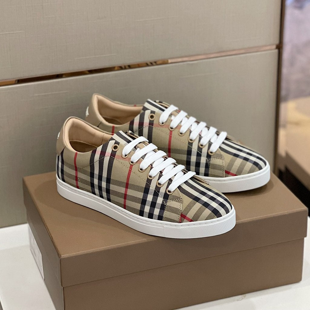 Burberry shoes EU35-EU46