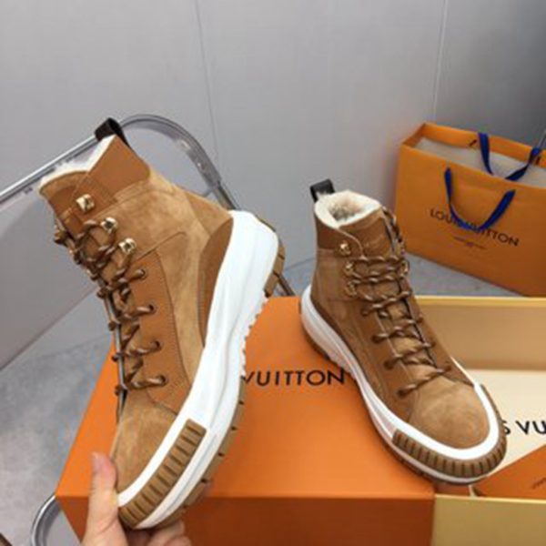 LV SHOES SIZE