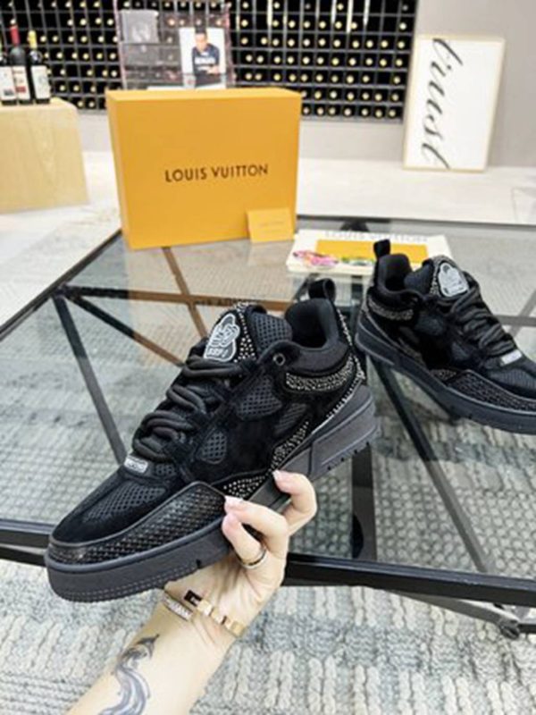 LV SHOES SIZE