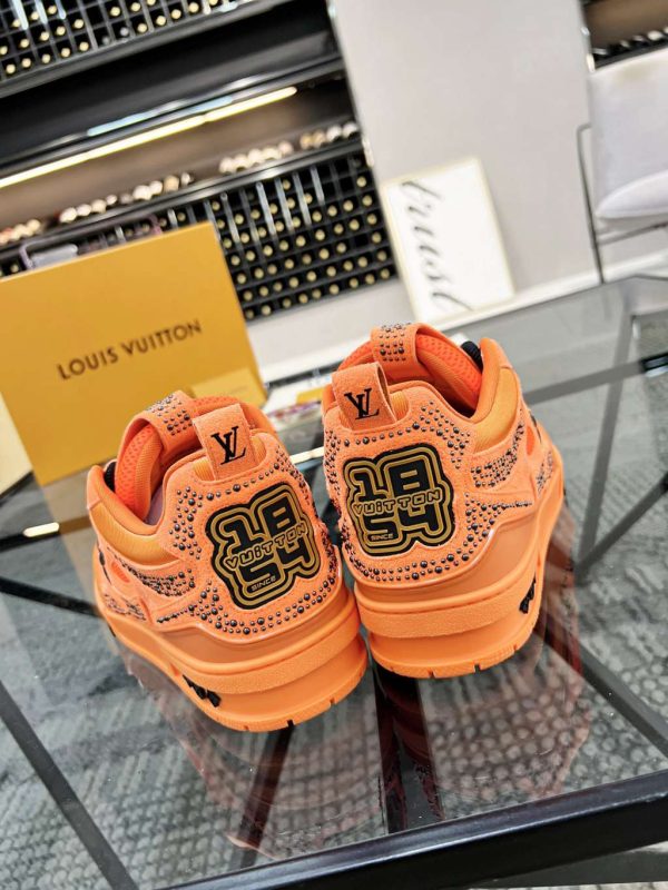 LV SHOES SIZE