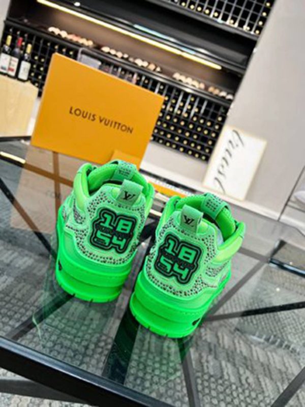 LV SHOES SIZE