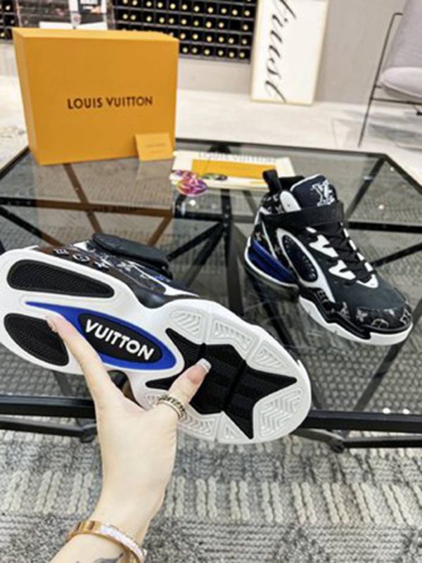 LV SHOES SIZE