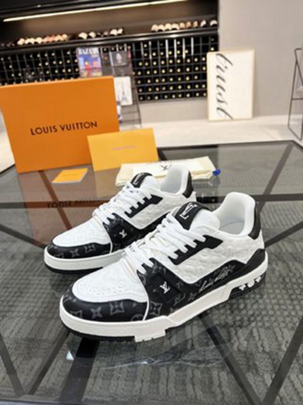 LV SHOES SIZE