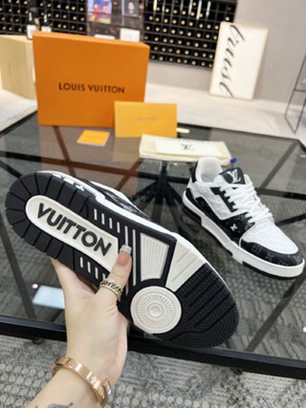 LV SHOES SIZE