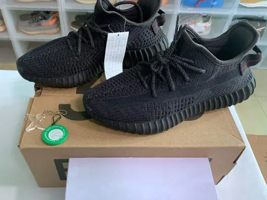 Adidas Yeezy Boost 350 V2 Black FU9006