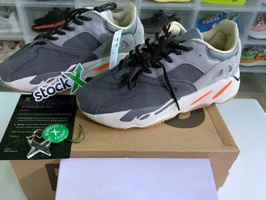 ADIDAS YEEZY BOOST 700 MAGNET FV9922