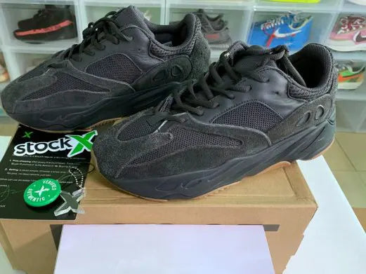 ADIDAS YEEZY BOOST 700 UTILITY BLACK FV5304