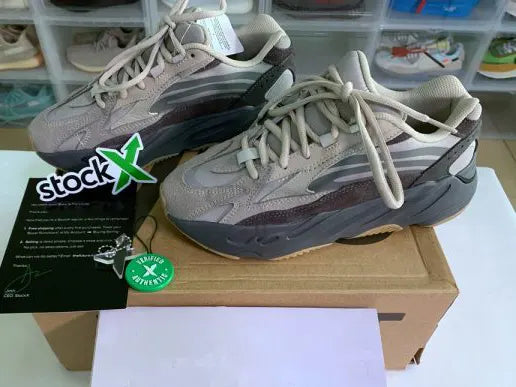 Adidas Yeezy Boost 700 V2 Tephra FU7914