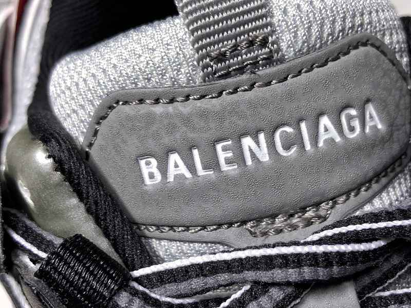 Balenciaga Tess S. Gomma Trek Low Top Sneakers Grey