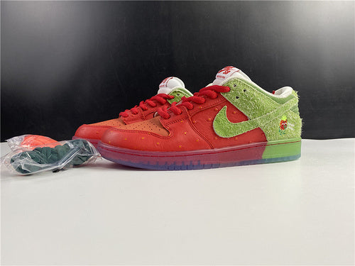 Dunk SB Nike SB Dunk low Strawberry Cough