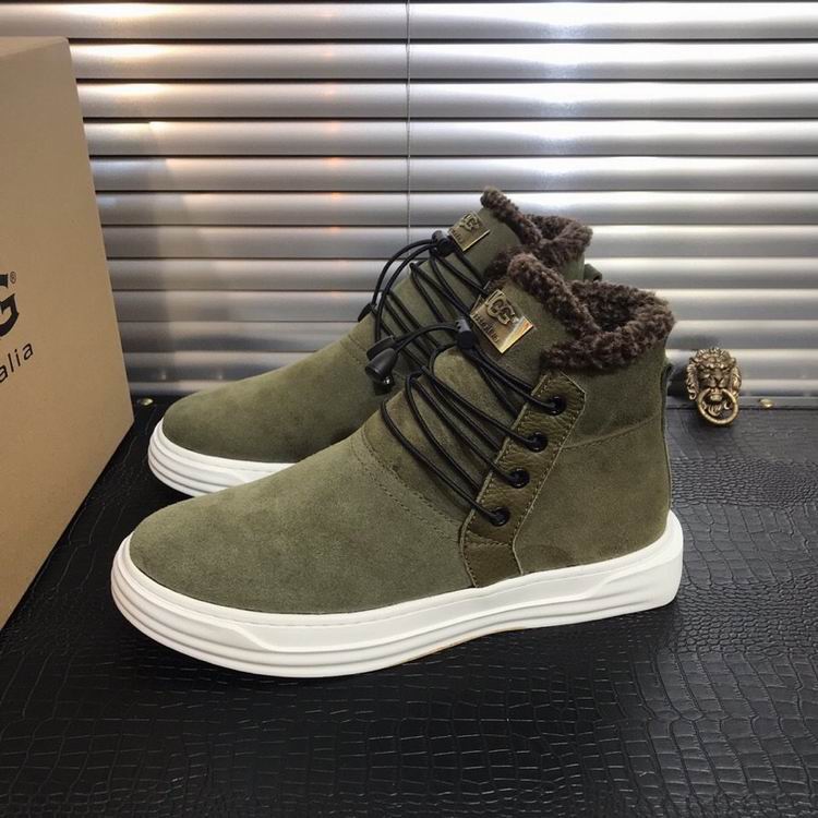 UGG high top shoes man sz  BH6012 green