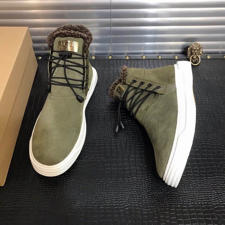 UGG high top shoes man sz  BH6012 green