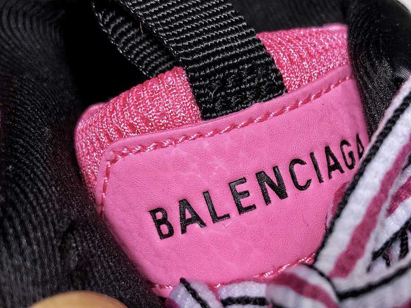 Balenciaga Tess S. Gomma Trek Low Top Sneakers Pink