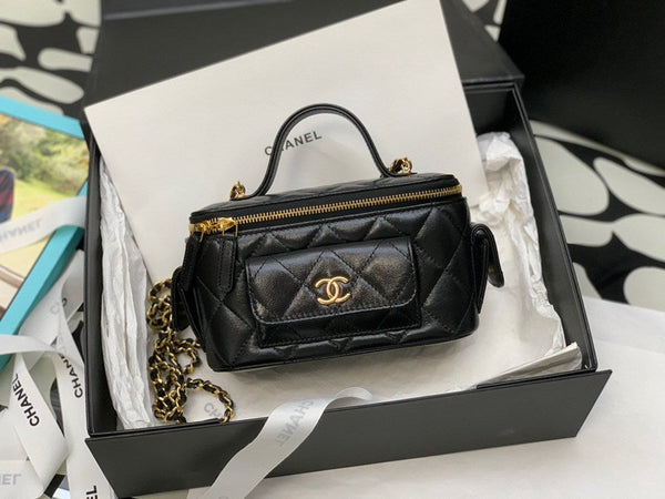 CHANEL bag