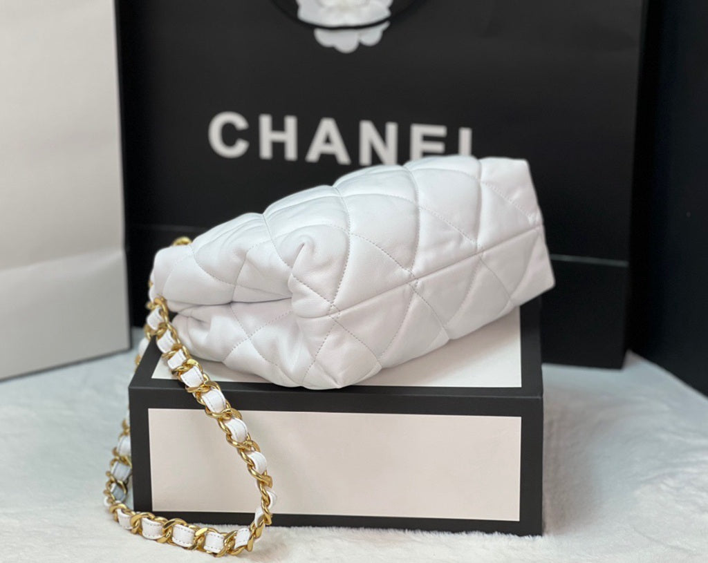 CHANEL bag