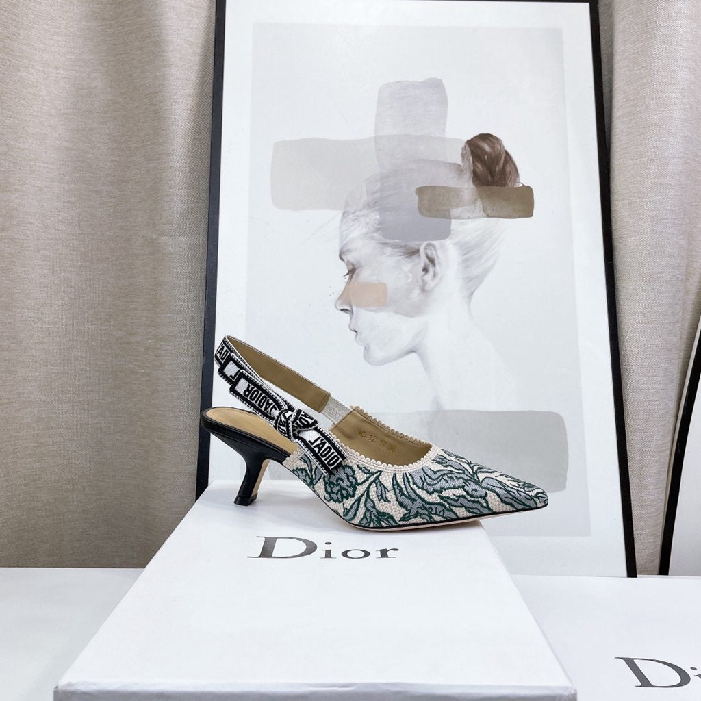 Dior sneakers