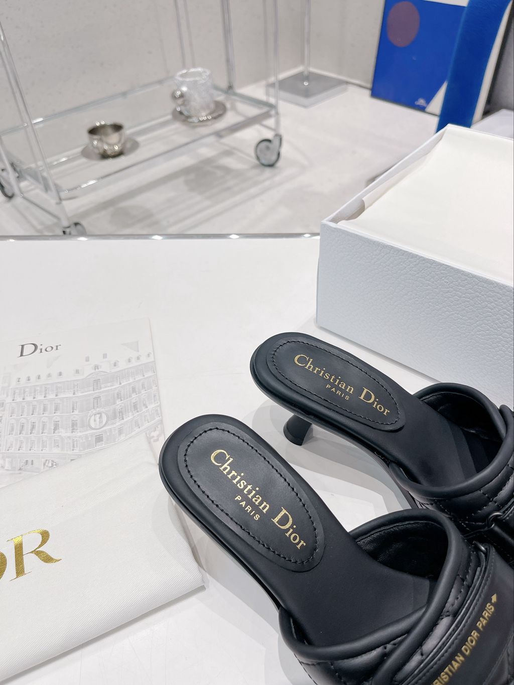 Dior sneakers