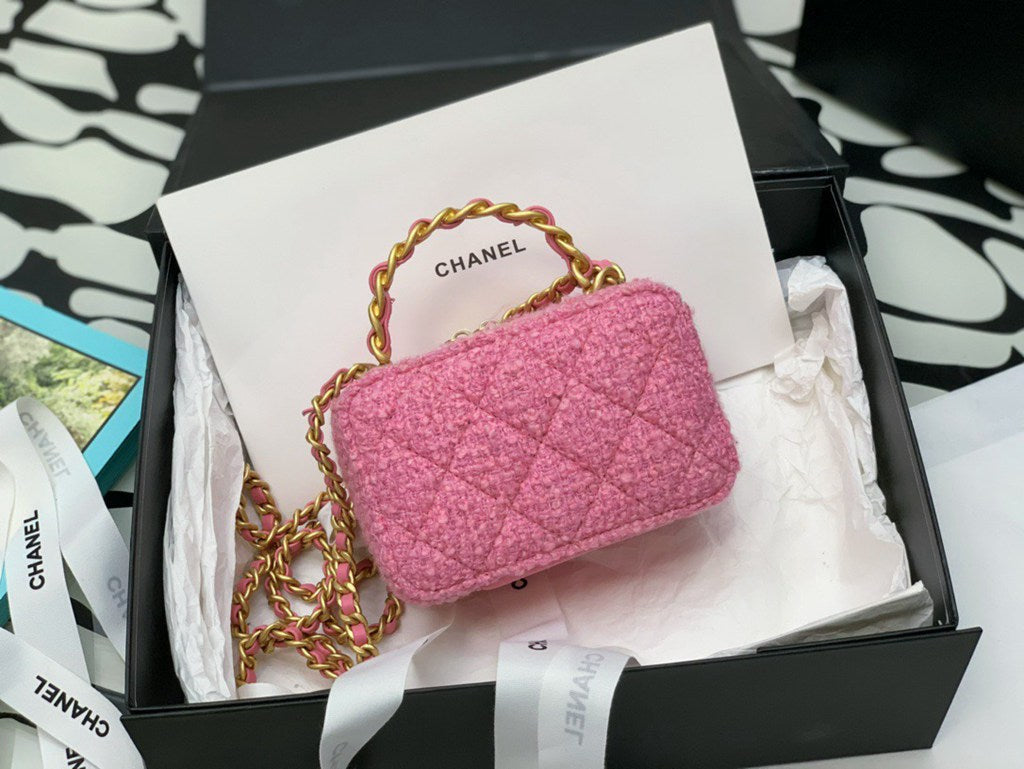 CHANEL bag