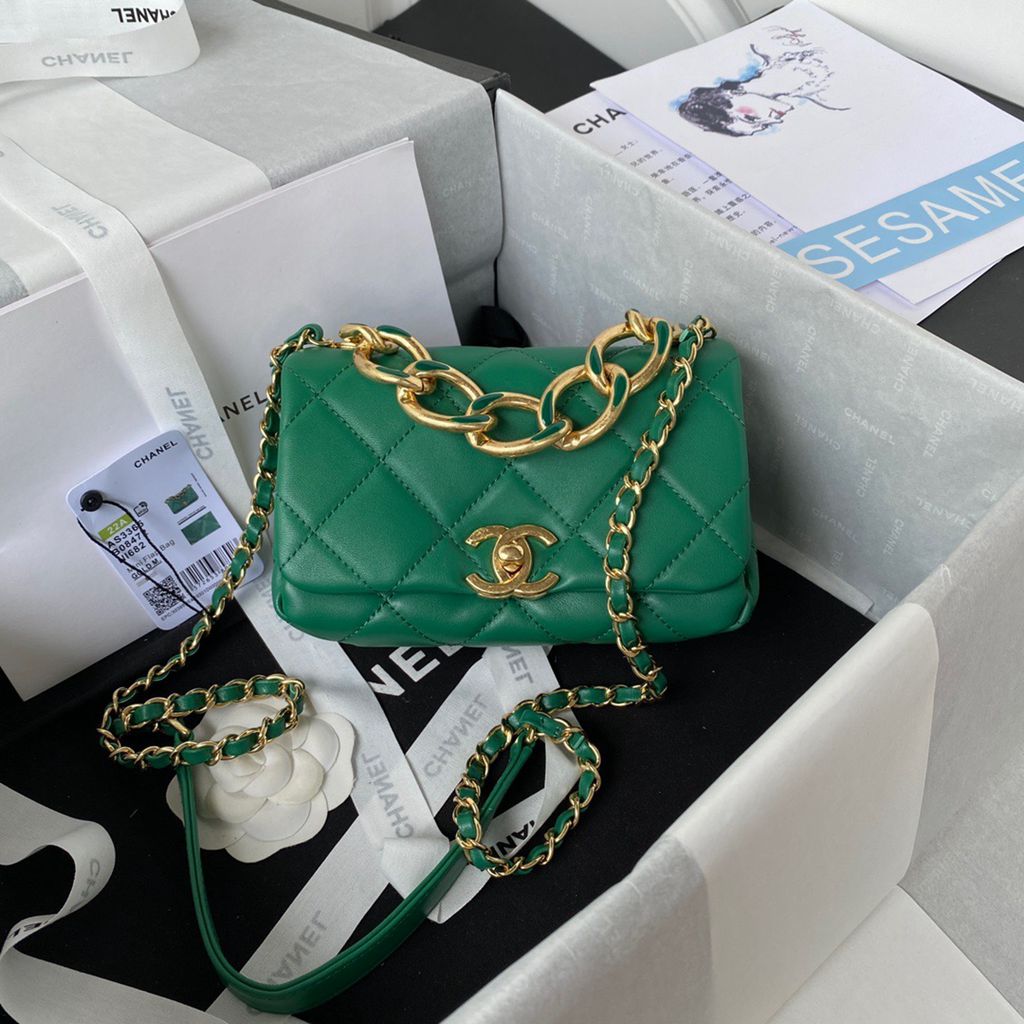 CHANEL bag