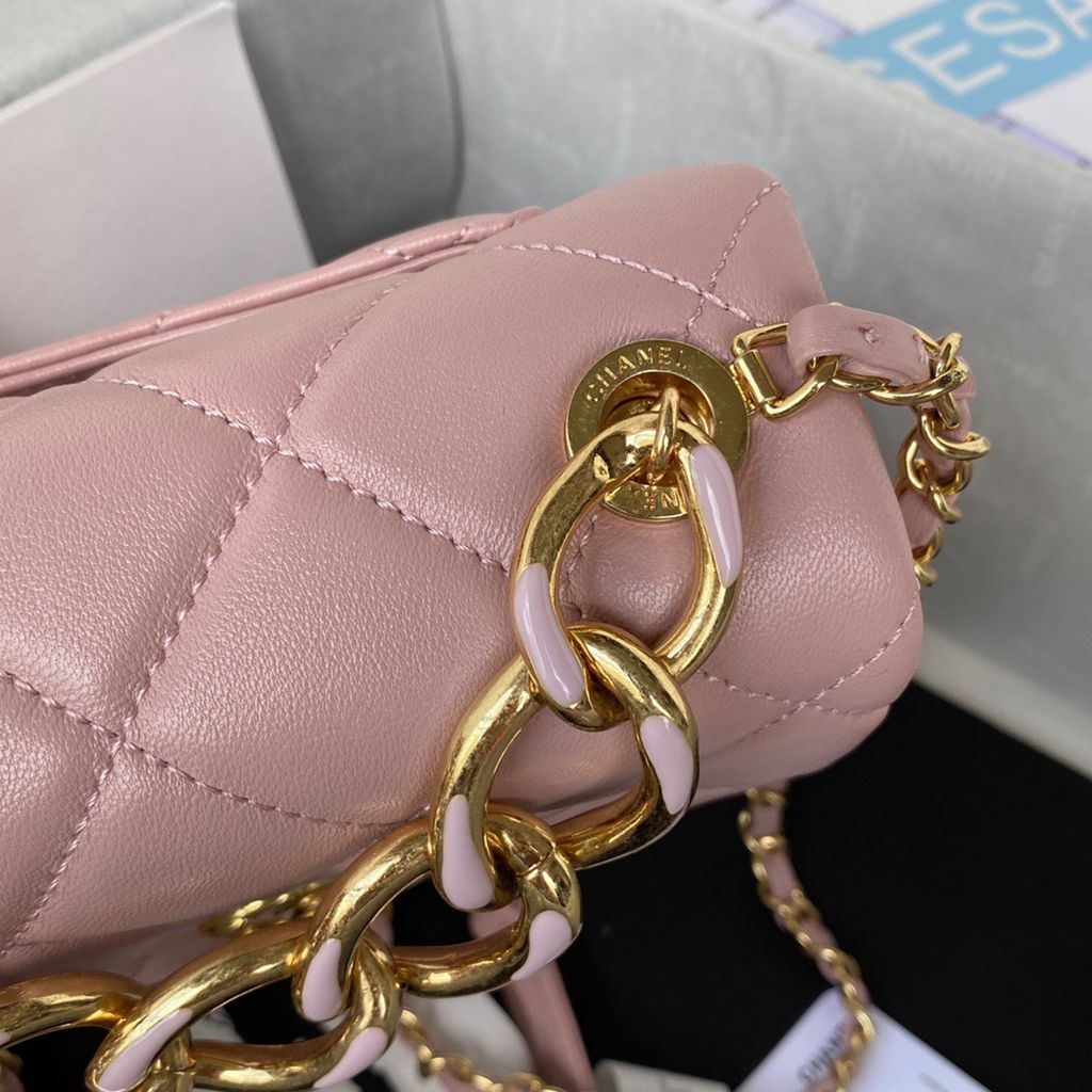 CHANEL bag