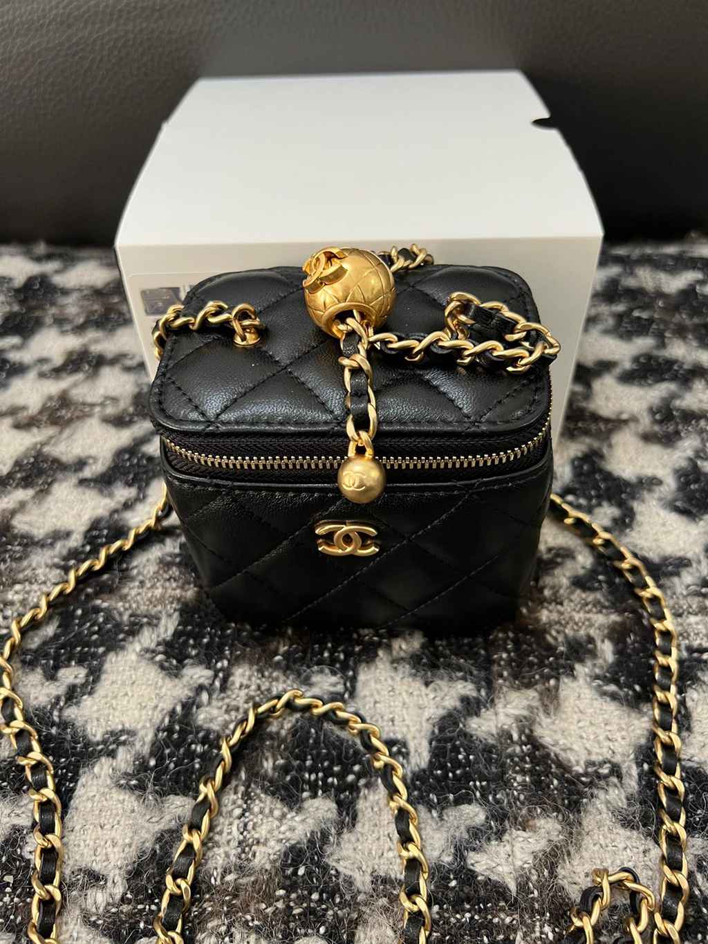 CHANEL bag