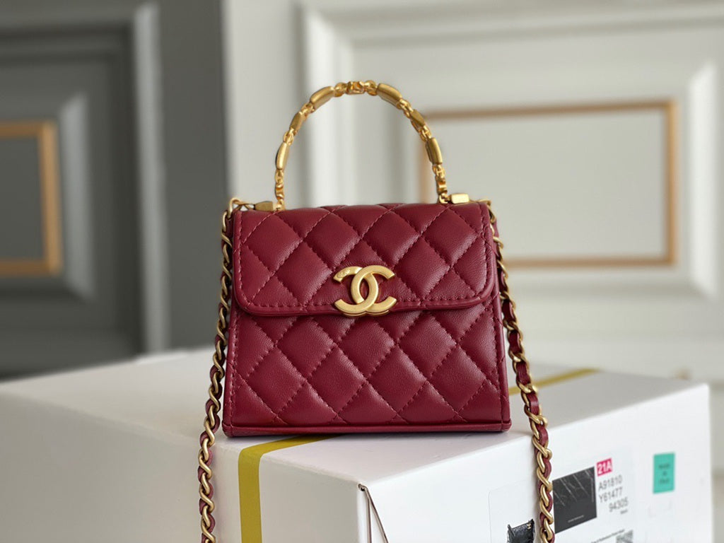 CHANEL bag