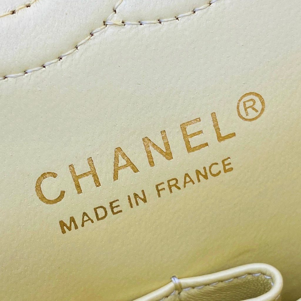 CHANEL bag