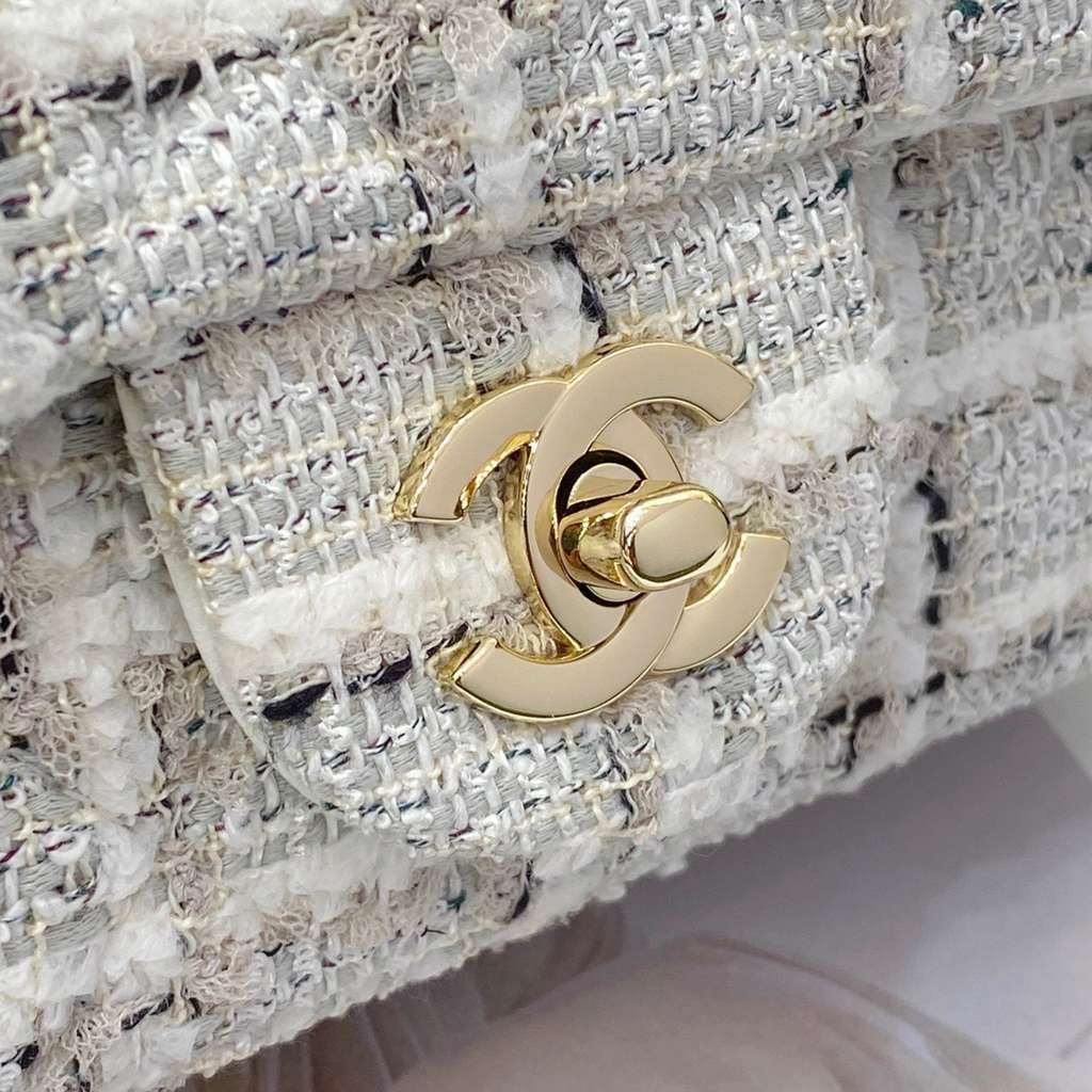 CHANEL bag