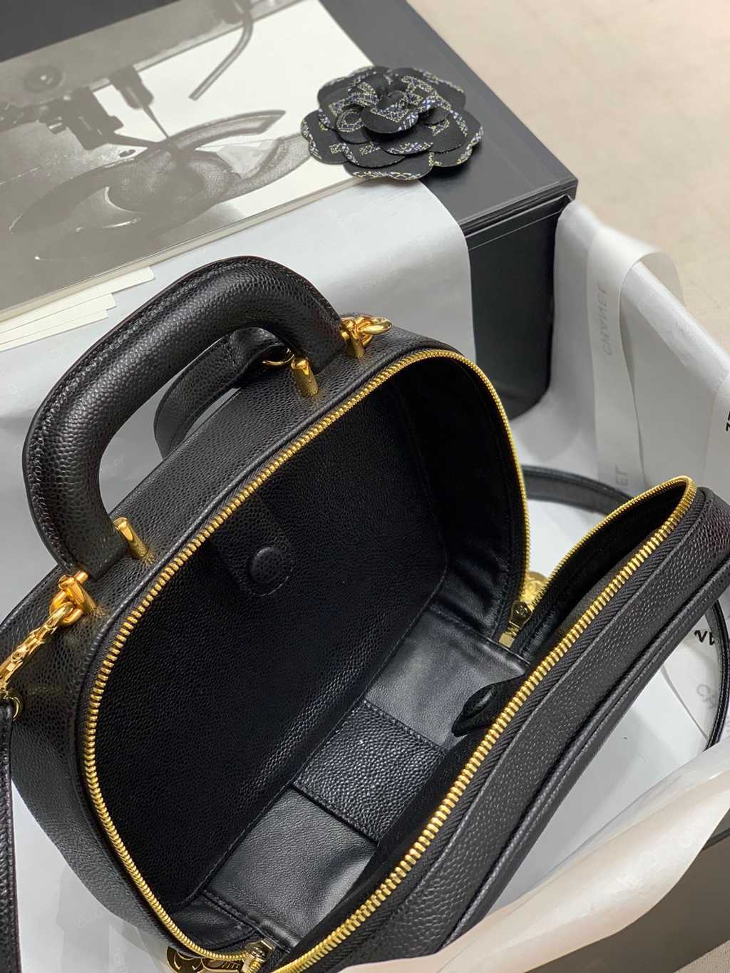 CHANEL bag