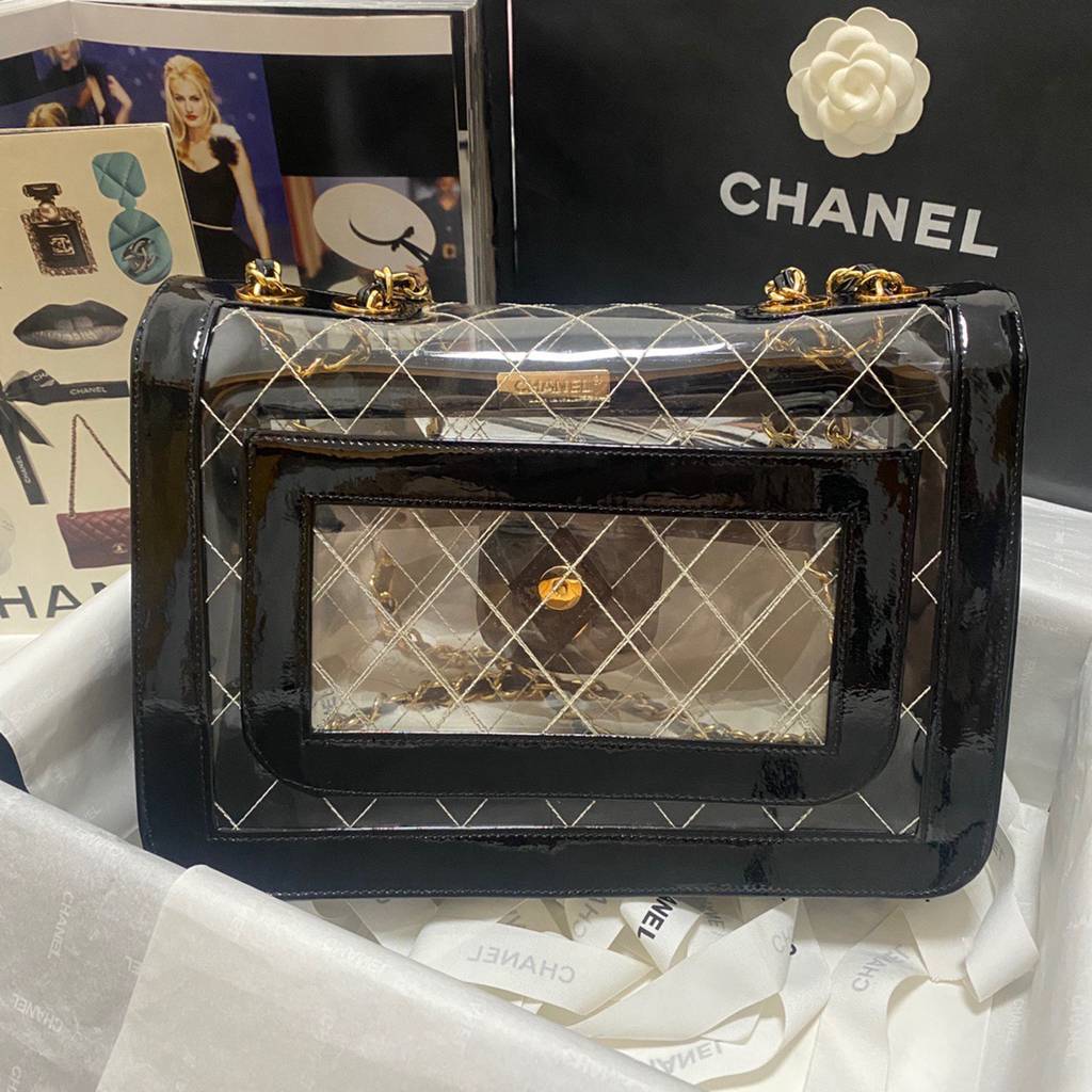 CHANEL bag