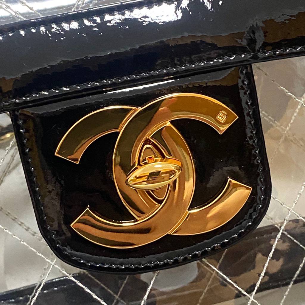 CHANEL bag