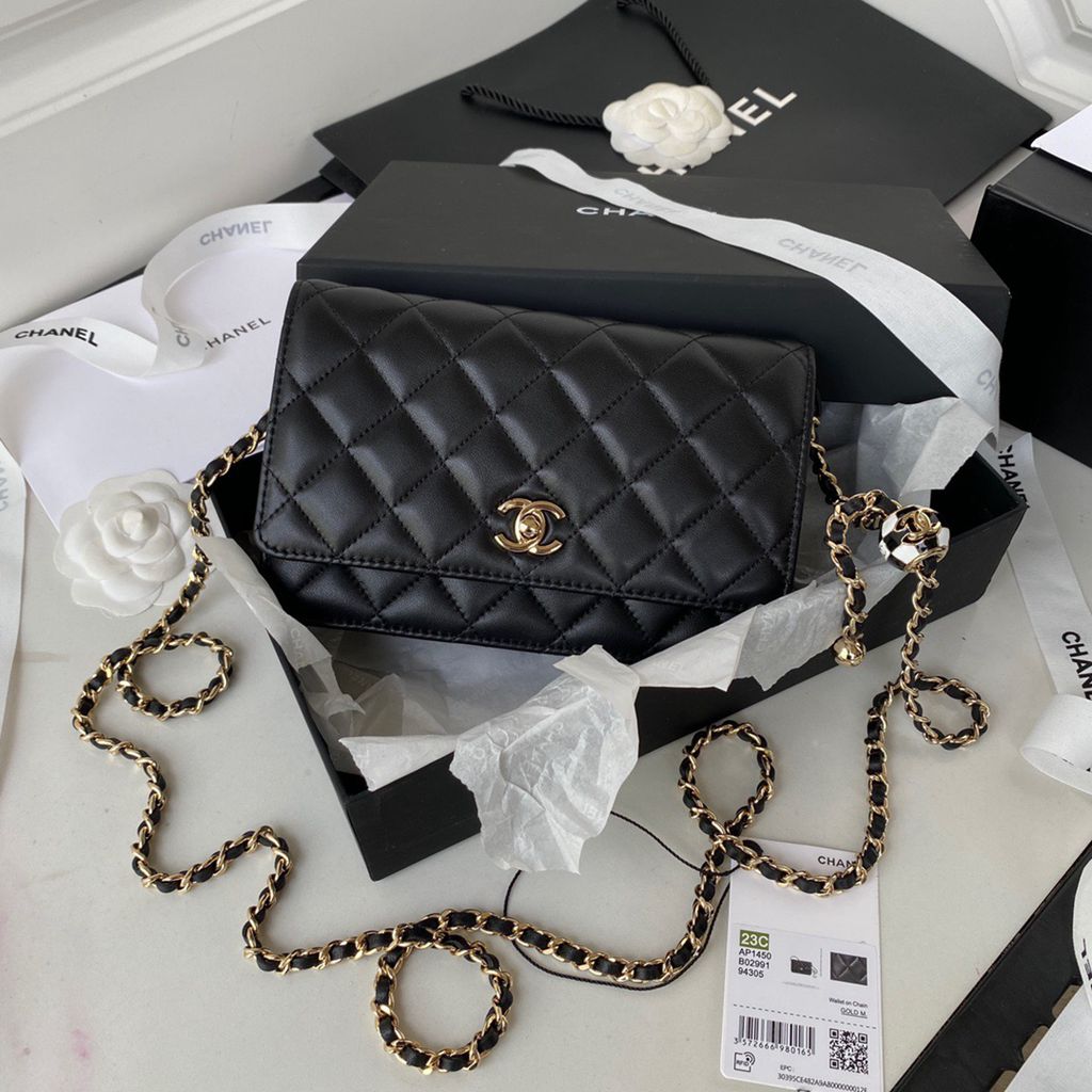 CHANEL bag