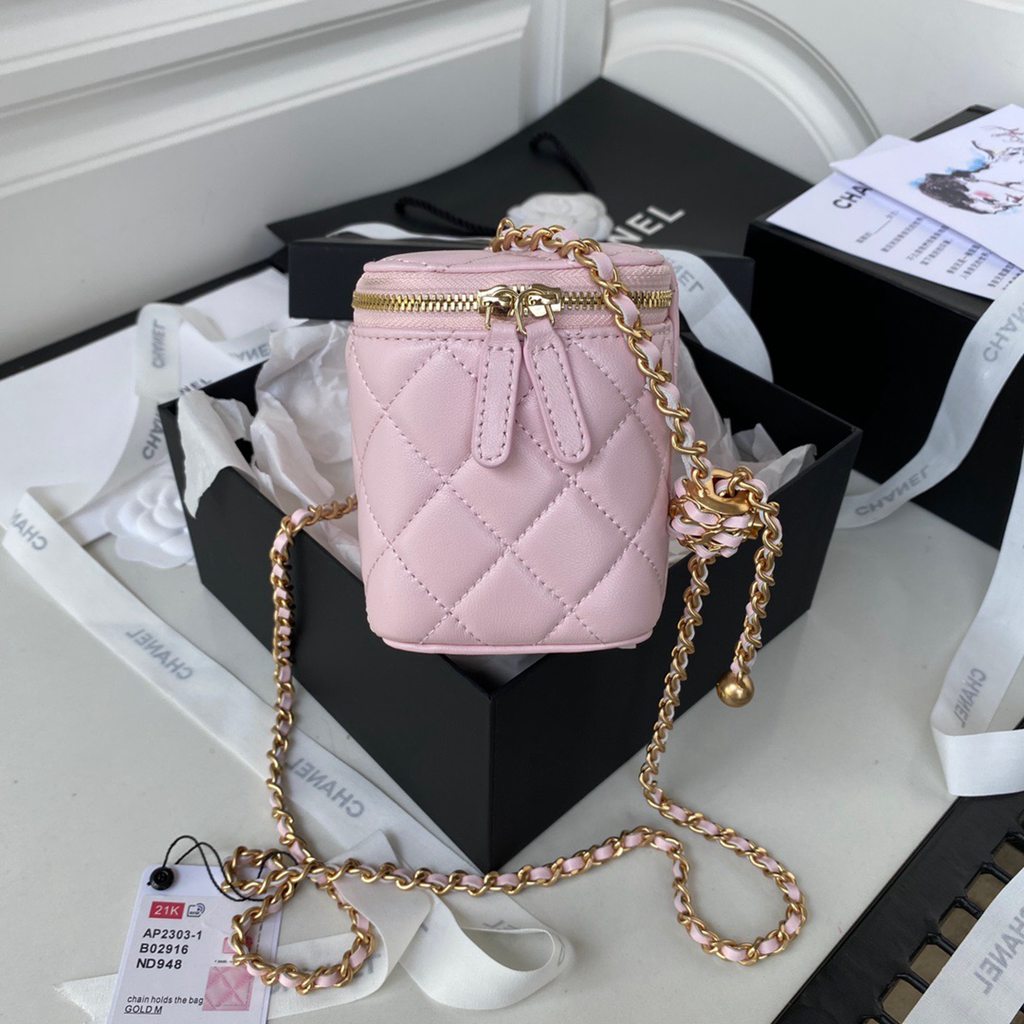 CHANEL bag