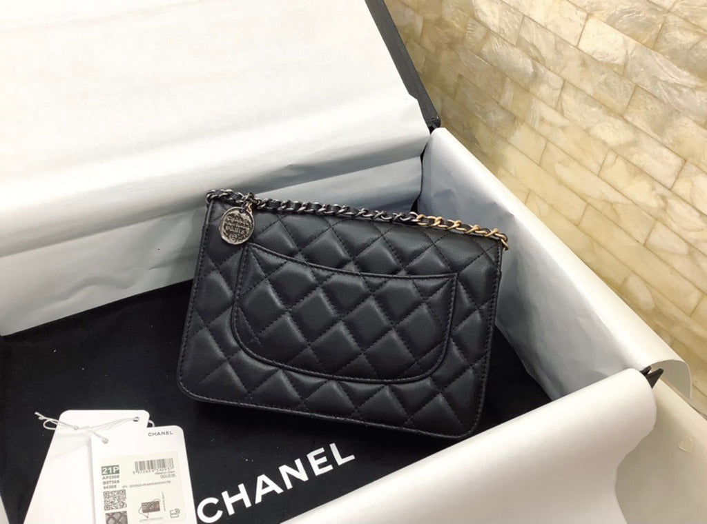 CHANEL bag