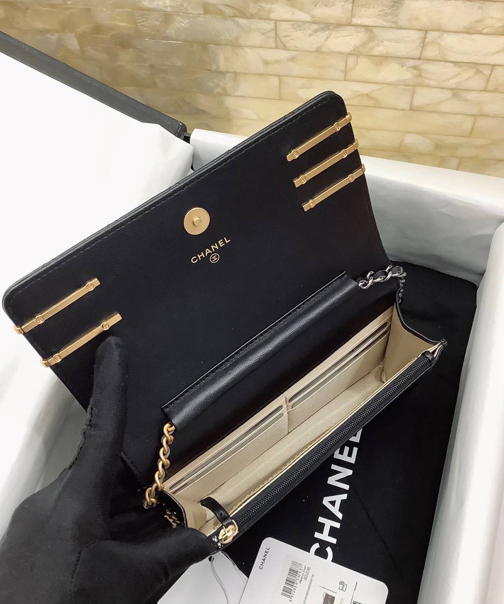 CHANEL bag