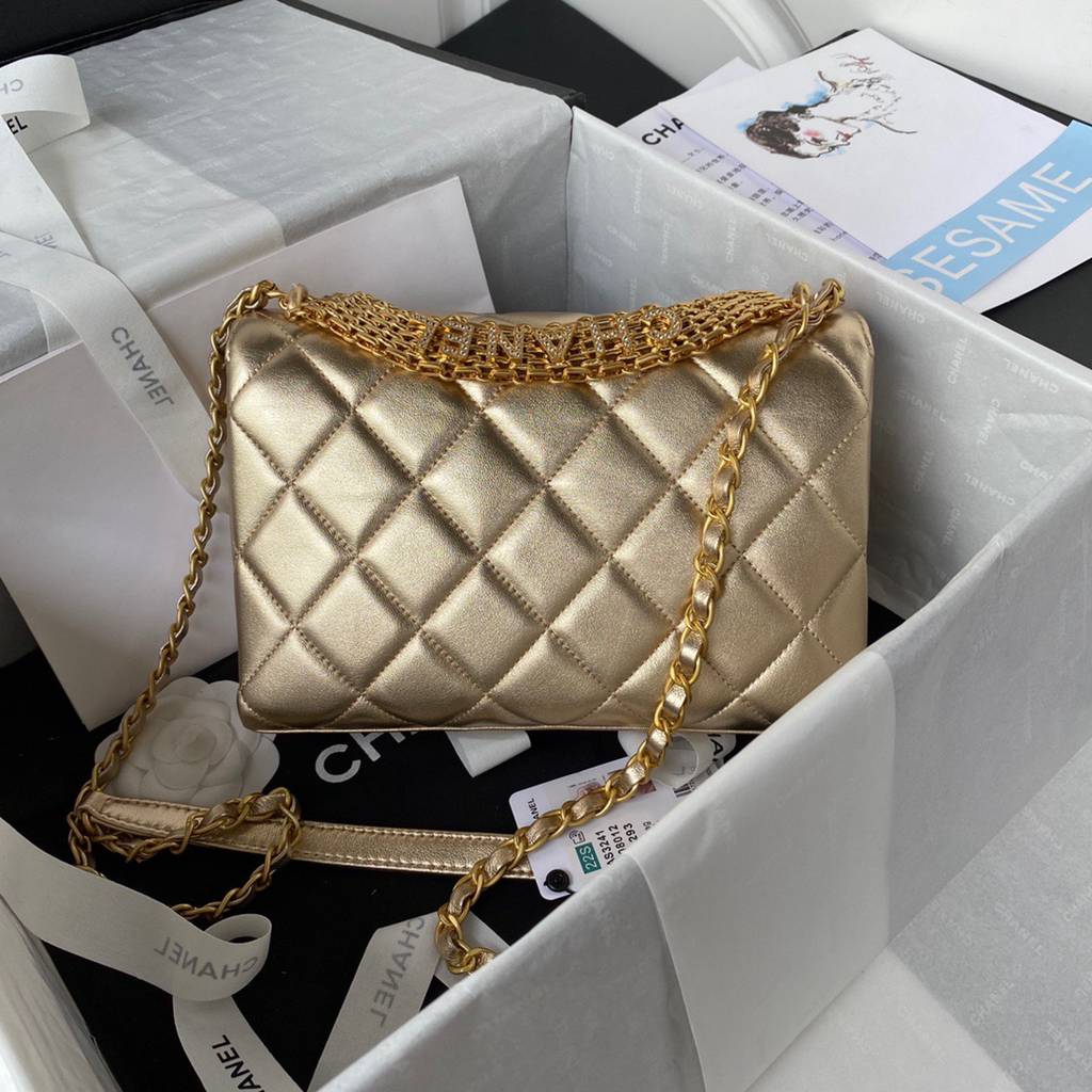 CHANEL bag