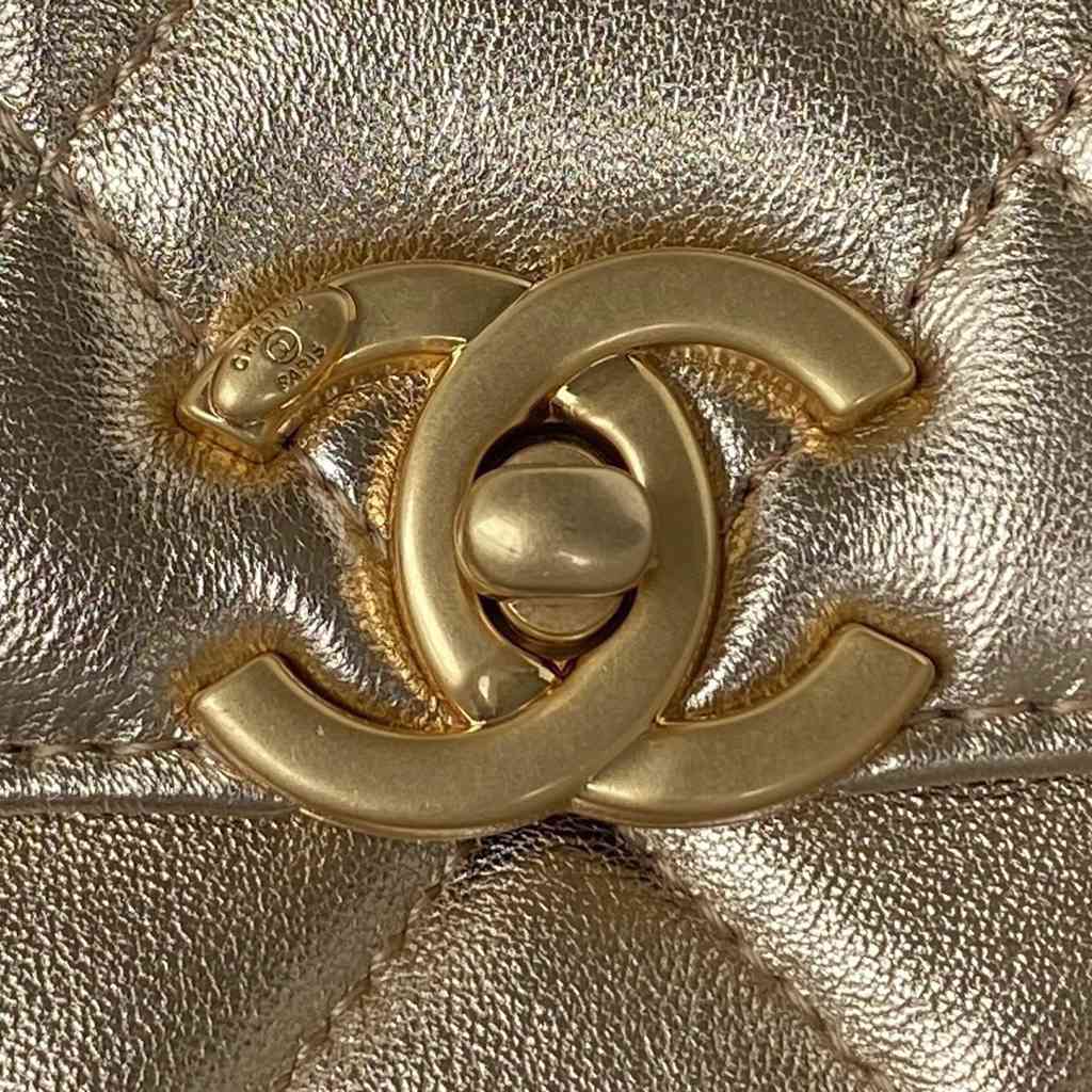 CHANEL bag