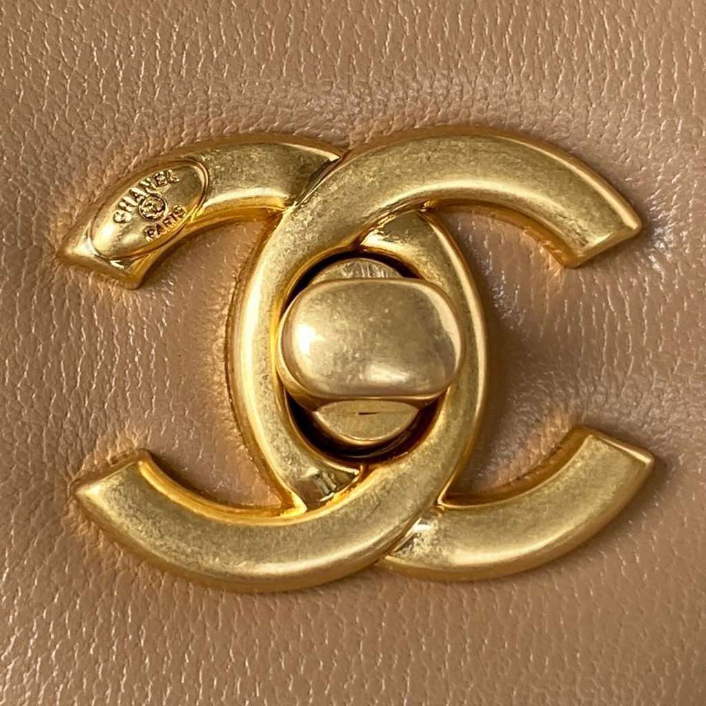 CHANEL bag