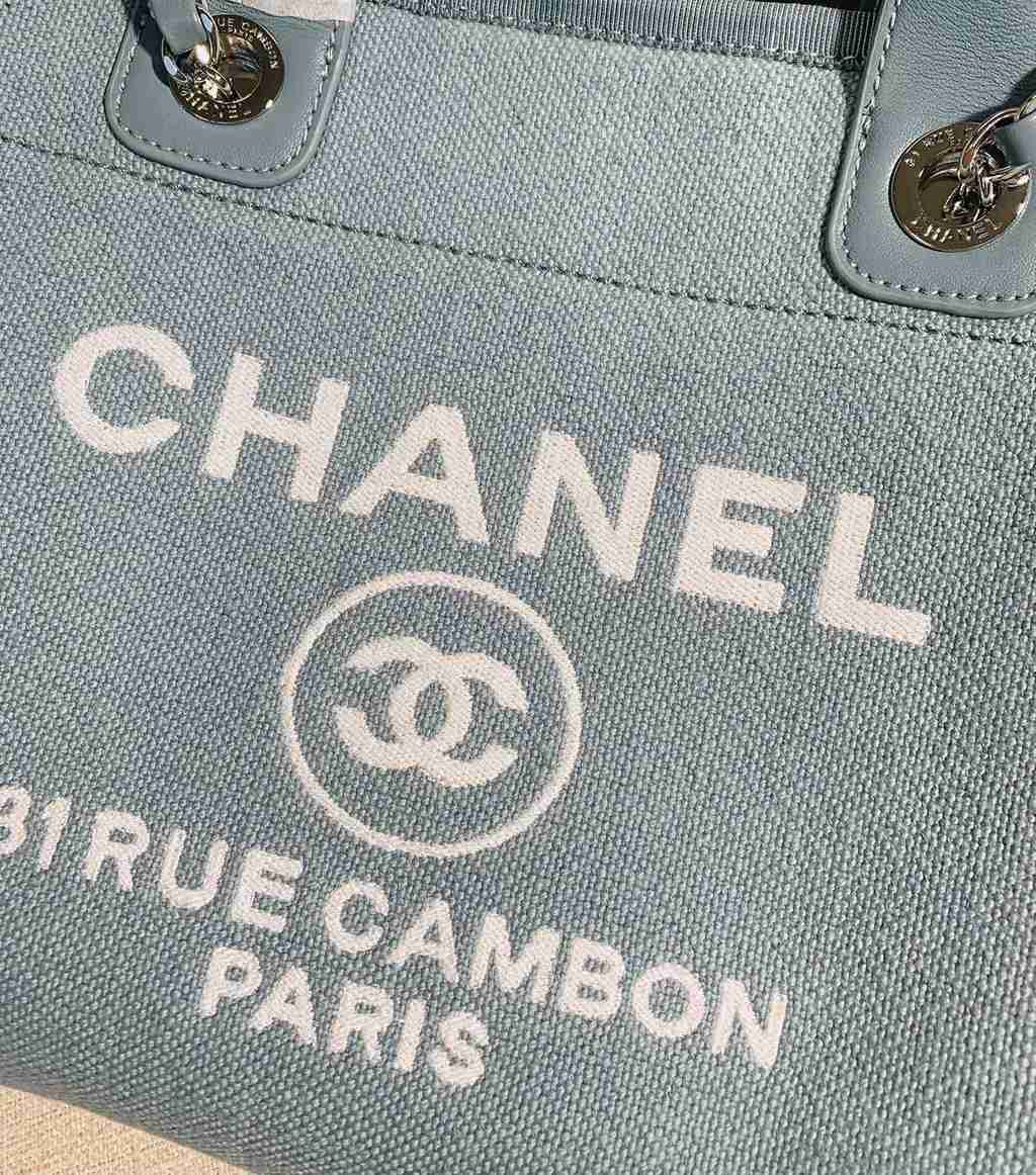 CHANEL bag