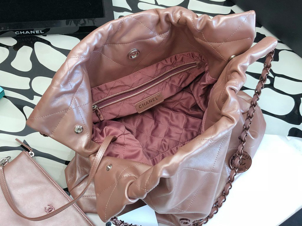 CHANEL bag