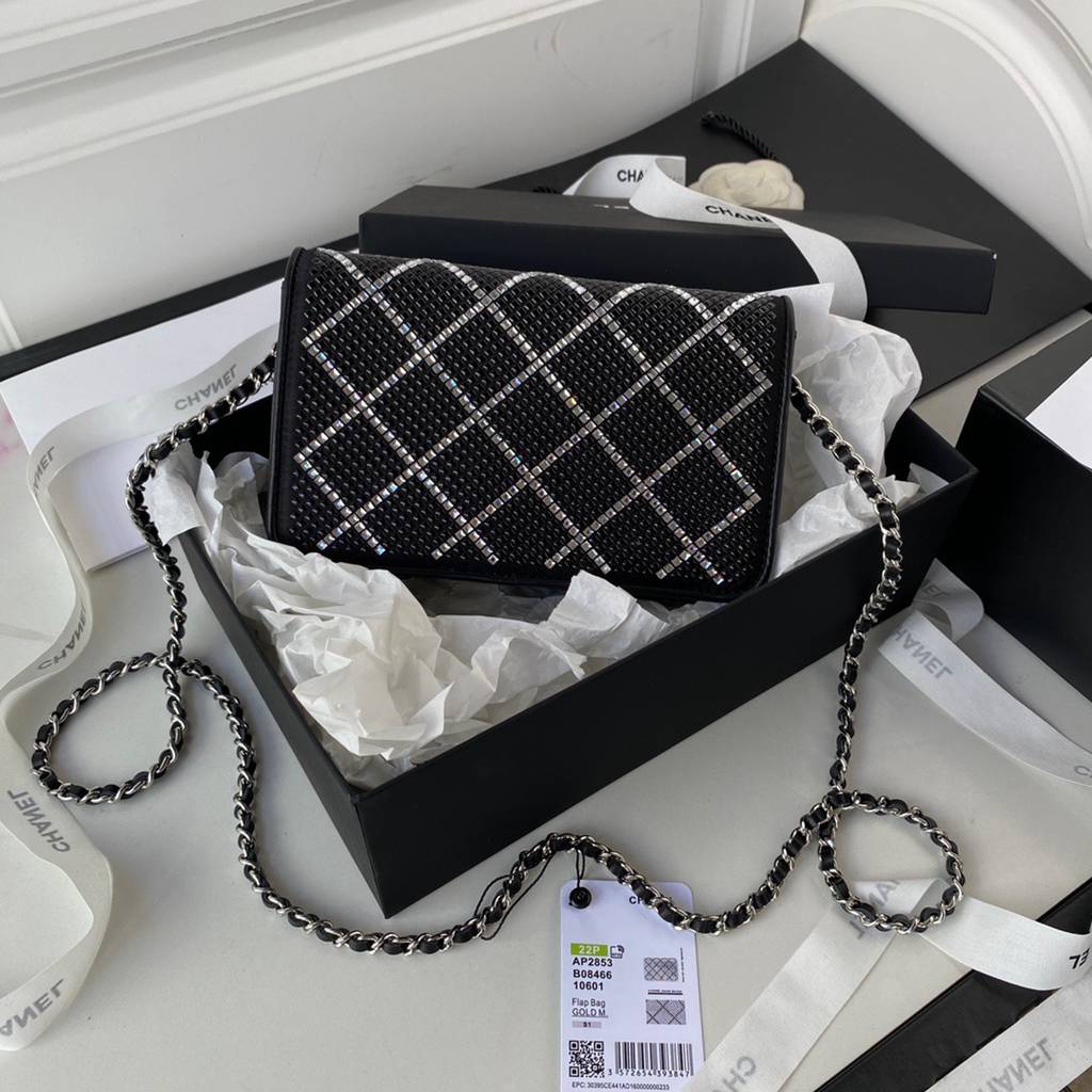 CHANEL bag